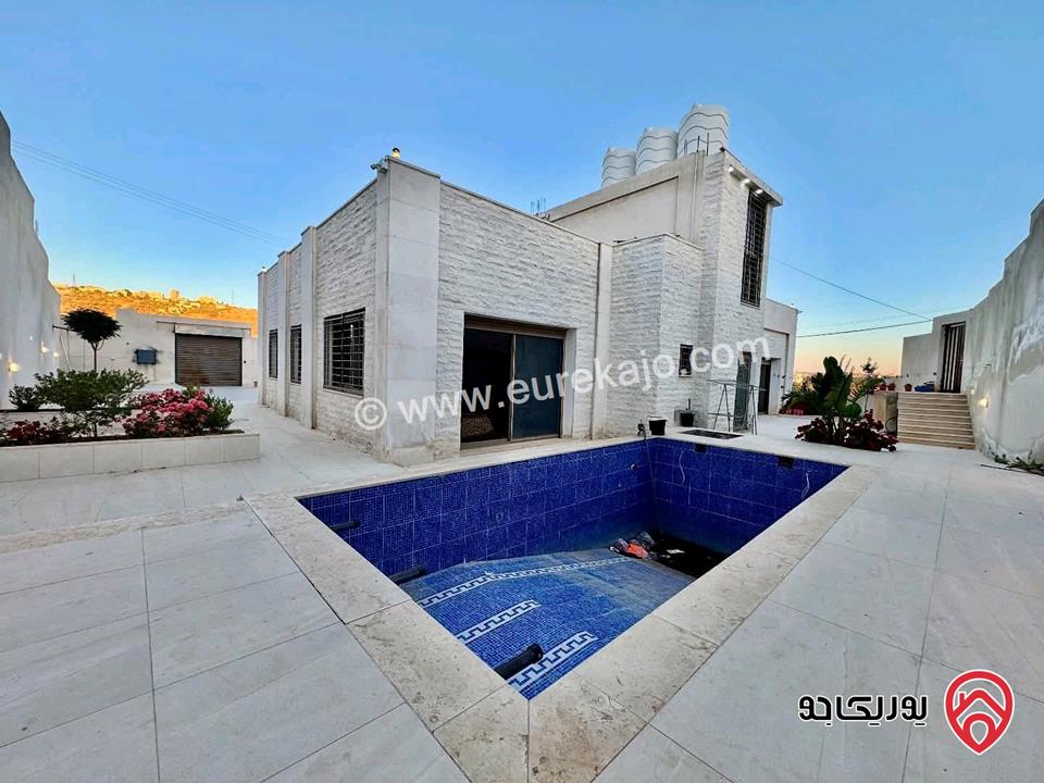 فيلا مساحة 470م على أرض 760م للبيع في عمان - مرج الحمام