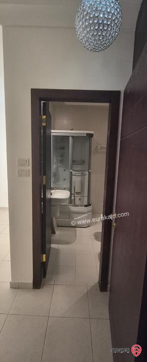 شقة مساحة 218م طابق ثاني للبيع في عمان - خلدا 