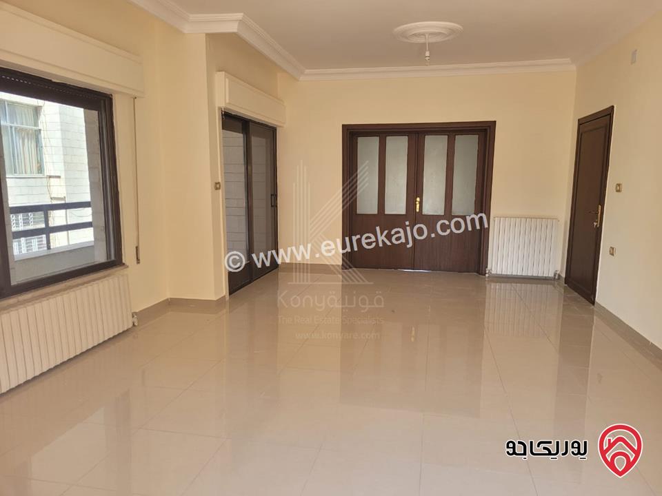 بناية سكنية استثمارية على أرض 915م للبيع في عمان - عبدون