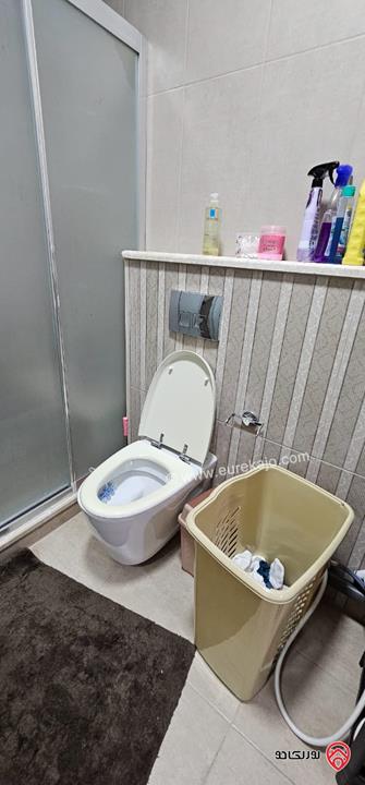  شقة دوبلكس مع روف مساحة 349م للبيع في الفحيص – الرهوة