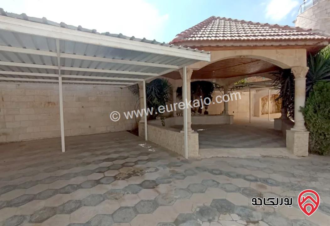 فيلا مستقلة مساحة 1400م على أرض 1031م مكونة من 4 طوابق للبيع في عمان - عبدون