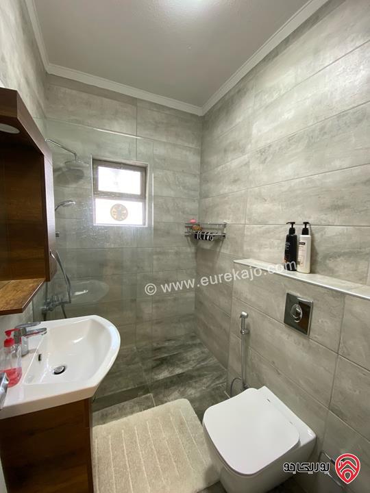 شقة مفروشة طابق اول مساحة 185م للإيجار في عمان - دير غبار