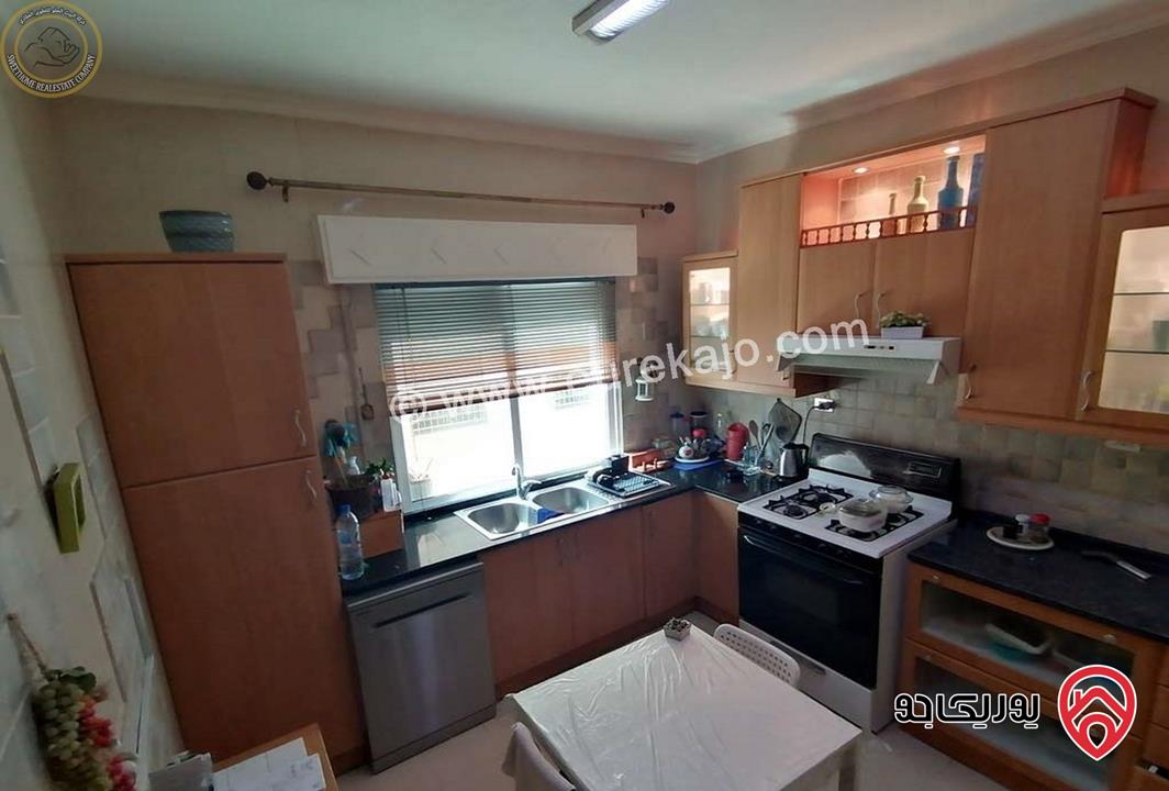 شقة طابق ثاني 145م تشطيب سوبر ديلوكس للبيع في عمان - أم أذينة