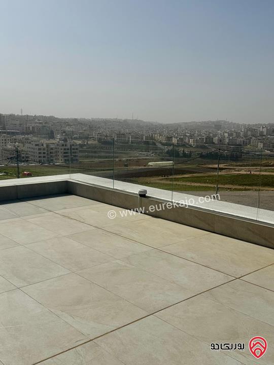 فيلا عدد 2 متلاصقتان مساحة البناء 885م على أرض 500م لكل فيلا للبيع في عمان - رجم عميش بإطلالة جميلة