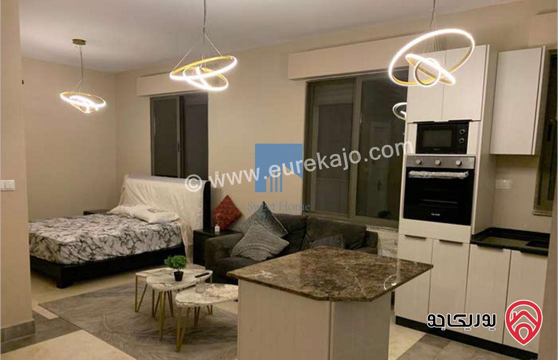 شقة فاخرة للبيع في عمان - دير غبار مقابل صيدلية جونيا طابق ثالث 150م مع روف 130م تشطيب سوبر ديلوكس