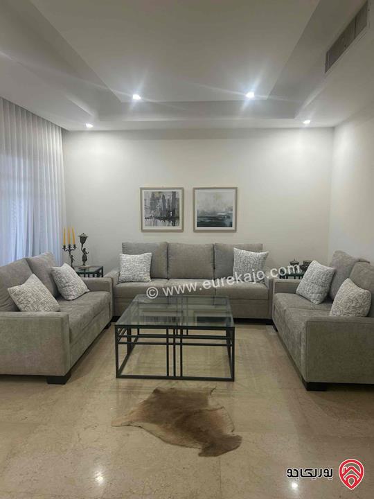 Furnished 3bedrooms (250) sqm apartment for rent in Amman - Abdoun 