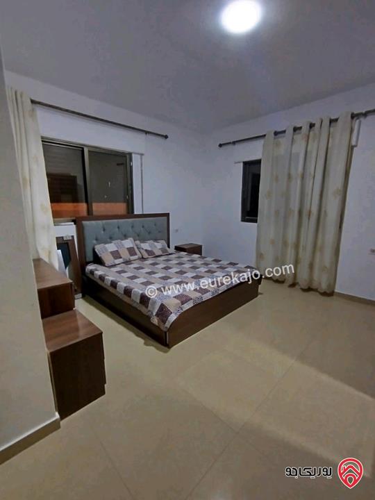 مزرعة مساحة الأرض 4 دونمات مع شاليه 250م للبيع في جرش خلف جامعة فيلادلفيا