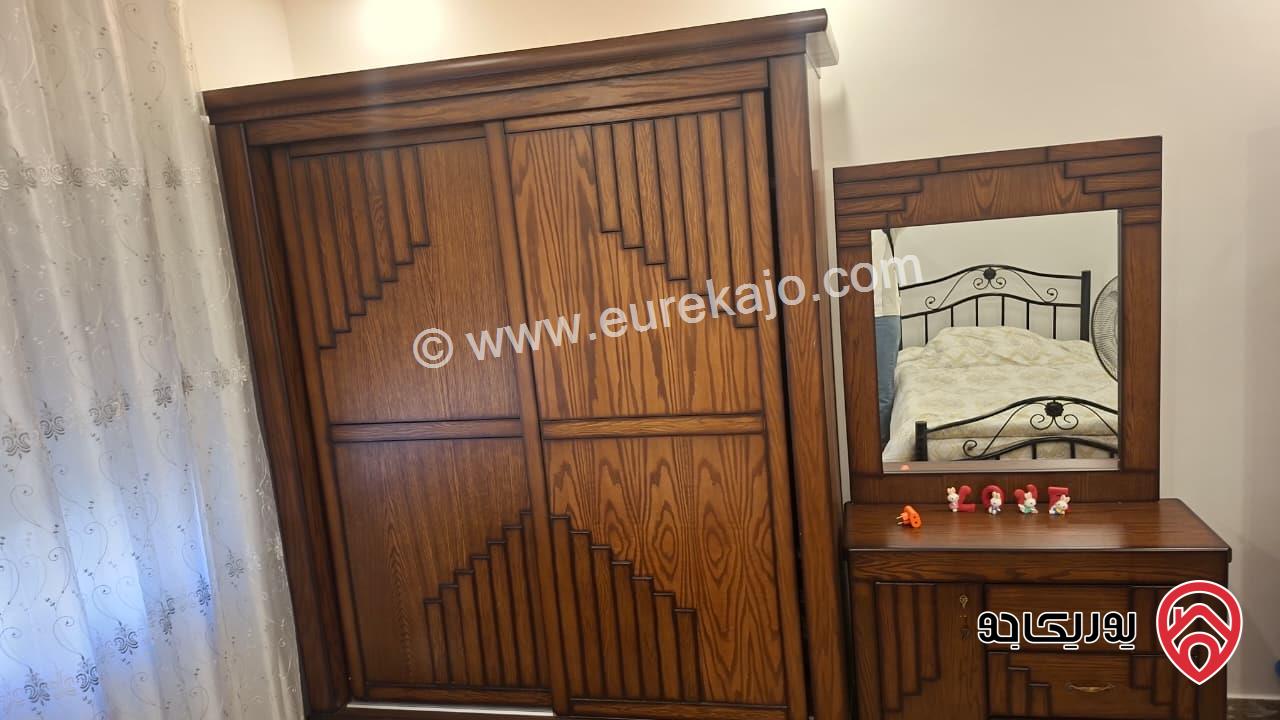 شقة مفروشة عائلية جديدة طابق ثاني مساحة 135م للايجار في عمان - الجبيهة