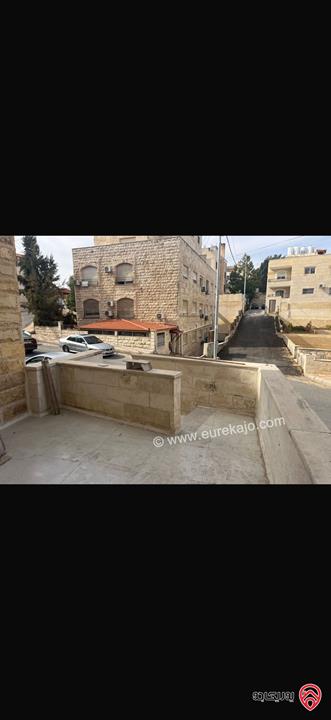 شقة مميزة جدا طابق ارضي مساحة 140م للبيع في عمان - الجبيهة