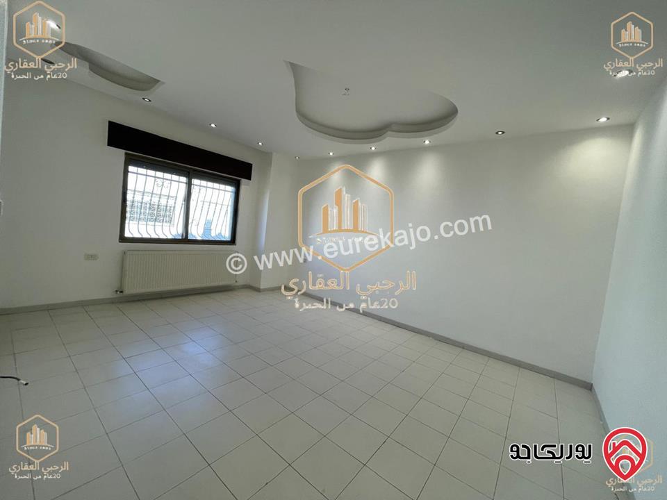 شقة ديلوكس فارغة طابق ثالث مساحة 190م للايجار في عمان - السابع