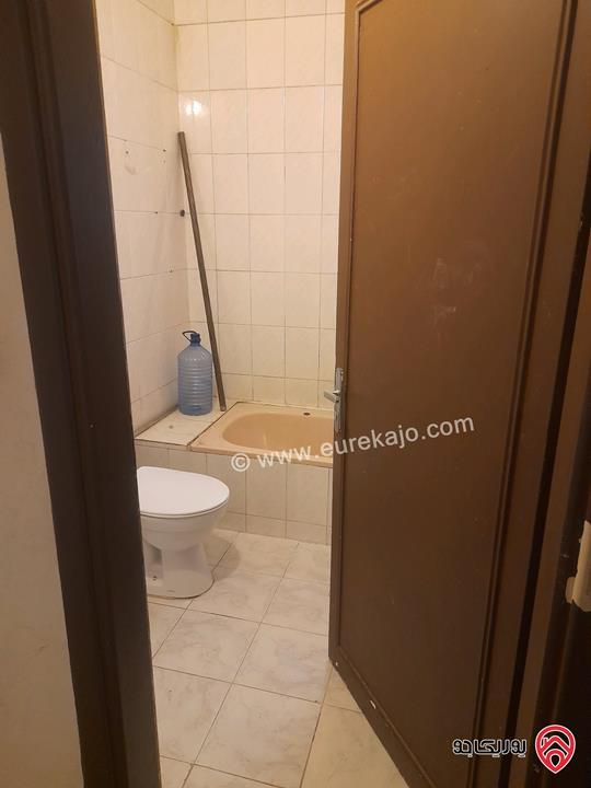 شقة طابق أرضي مساحة 90م للبيع في عمان - ابو نصير