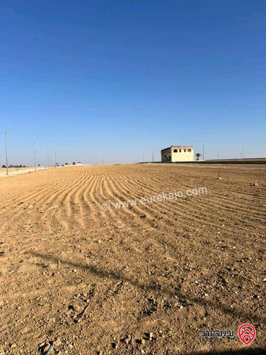 قطعة ارض مساحة 500م للبيع في عمان - زويزا بجانب المطار موقع مميز جدا 