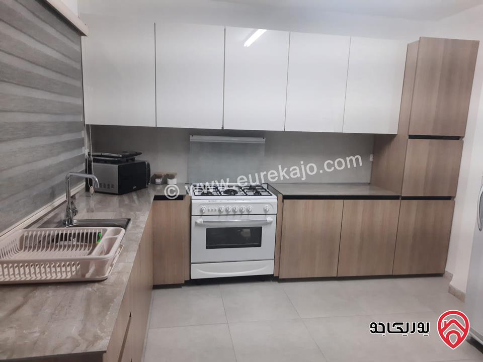 شقة شبه ارضية مساحة 110م للايجار او للبيع في عمان - خلدا