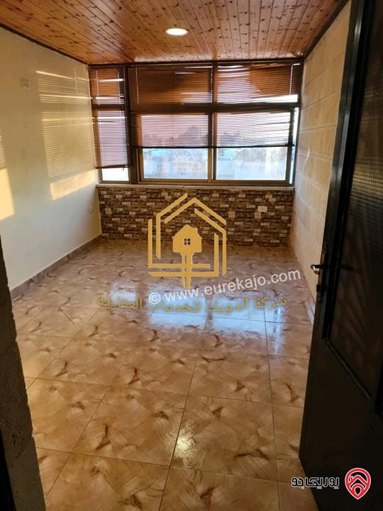 روف فارغ مساحة 100م للإيجار في عمان - الدوار السابع 