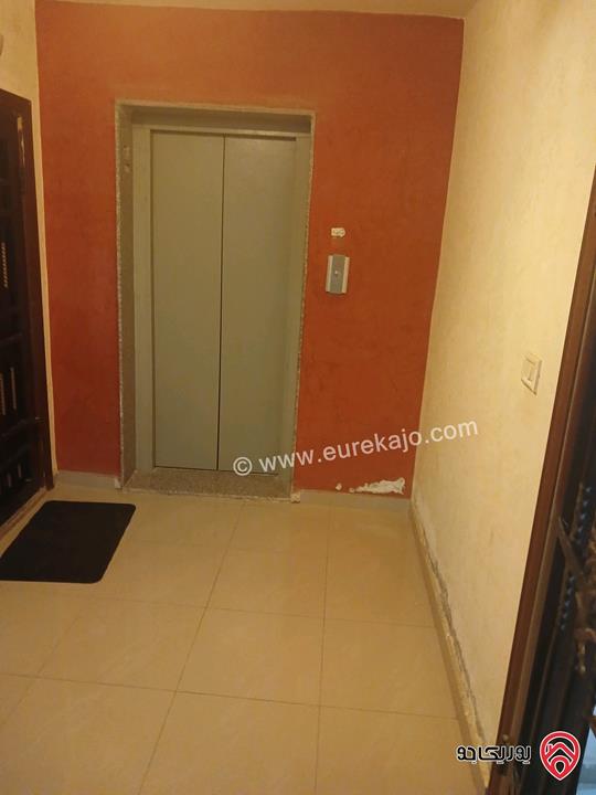 شقة طابق أول مساحة 130م للايجار في اربد 