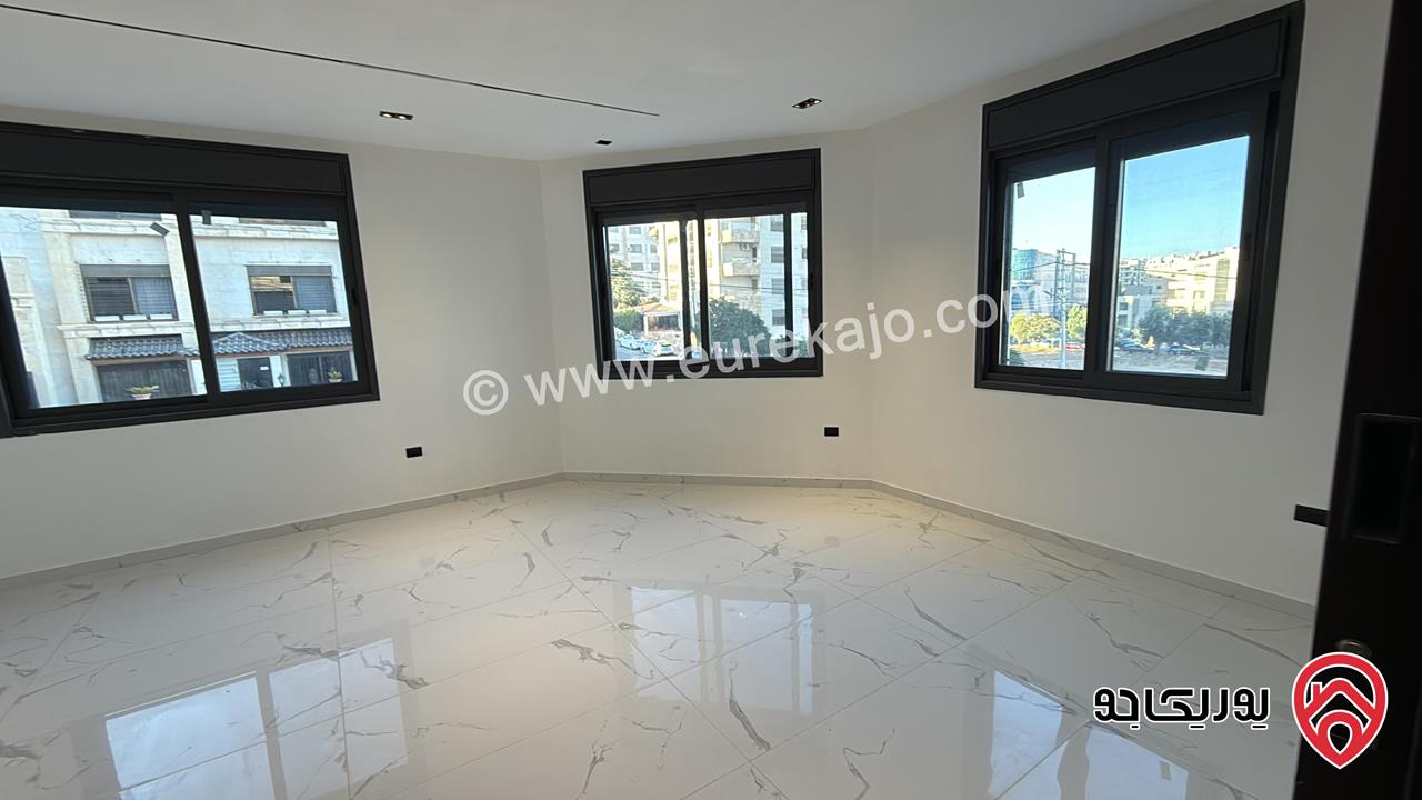 شقق فاخرة حديثة مساحة 235م / 240م للبيع في عمان - خلدا