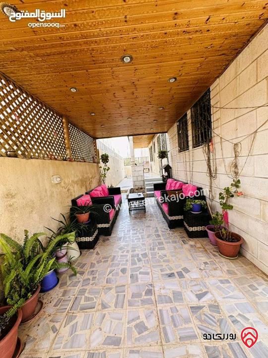 منزل مستقل مساحة 190م على أرض 400م للبيع في الزرقاء - مدينة الشرق 