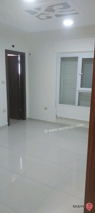 شقة طابق أول فني مساحة 150م للايجار في اربد - كومباوند الأمعري خلف الراهبات 