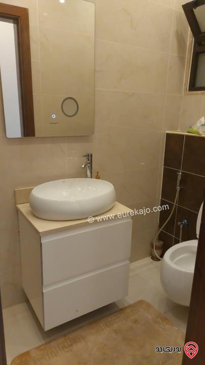 شقة مساحة 190م داخلي و 50م خارجي للبيع في عمان - دير غبار