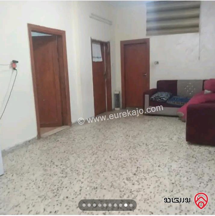 بيت مستقل مساحة 200م على أرض 764م للبيع في عمان - جاوا 