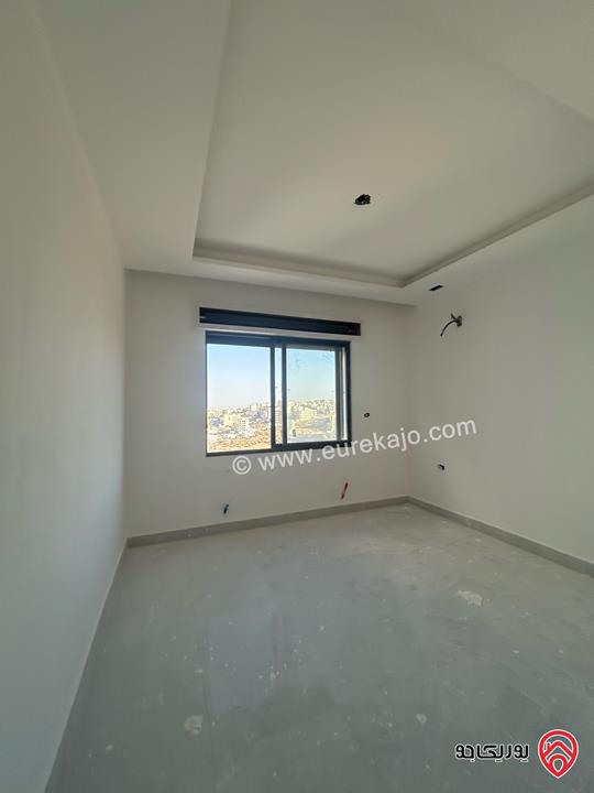 شقة مساحة 215م طابق اول للايجار في عمان - الجبيهة مقابل قصر الاميرة بسمة 