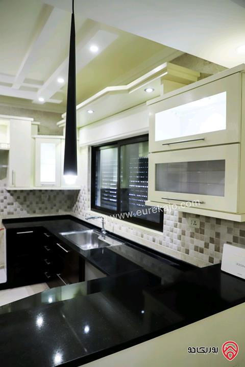 شقة ارضية مساحة 173م داخلي و 40م خارجي للبيع في عمان - مرج الحمام 