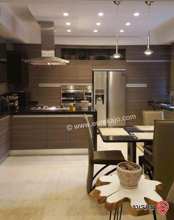 شقة مفروشة مساحة 220م طابق أول للايجار في عمان - دابوق