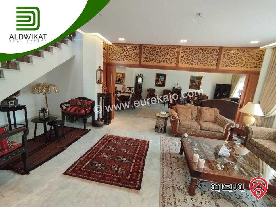 فيلا مساحة البناء 400م ومساحة الارض 430م ومساحة الحديقة 200م للايجار في عمان - ام السماق