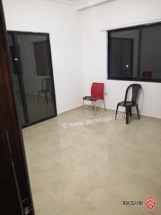 شقة طابق ثاني مساحة 120م للبيع في عمان - الزهور خلف شارع الاذاعة والتلفزيون 