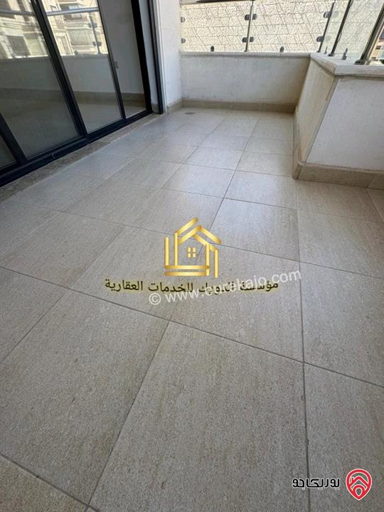 شقة فارغة لم تسكن بعد مساحة 200م طابق ثاني للايجار في عمان - الجبيهة