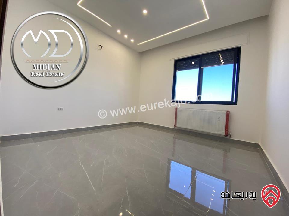 شقة فارغة للايجار في عمان - خلدا قرب الهمشري مساحة 190م طابق اول تشطيبات ديكورات عصرية فاخرة جديدة لم تسكن