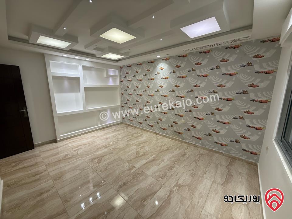 شقة طابق ثالث مساحة 200م للبيع في عمان - ربوة عبدون