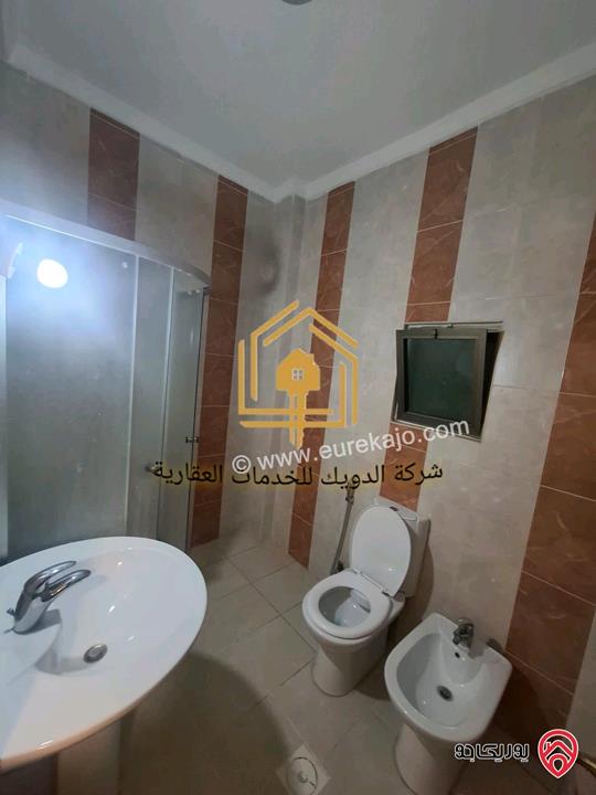 شقة فارغة طابق ارضي معلق مساحة 150م للإيجار في عمان - ضاحية الرشيد 