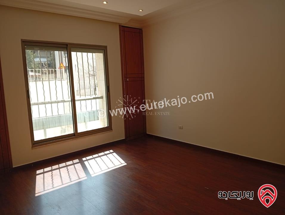 شقة مميزة طابق ارضي مساحة 332م للبيع في عمان - منطقة الدوار الرابع