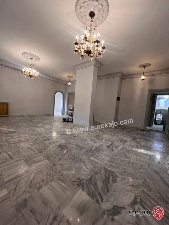 شقة طابق ثاني مساحة 250م للايجار في عمان - ام أذينة 