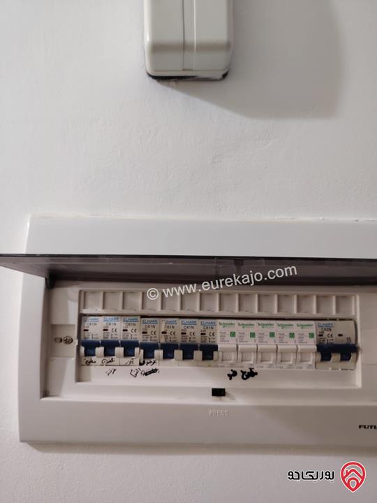 شقة مساحة 111م طابق أول للبيع في عمان - طبربور 