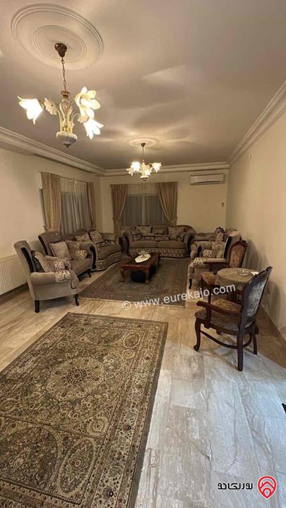 شقة طابقية مميزة مساحة 320م للإيجار مفروشة في عمان – دير غبار