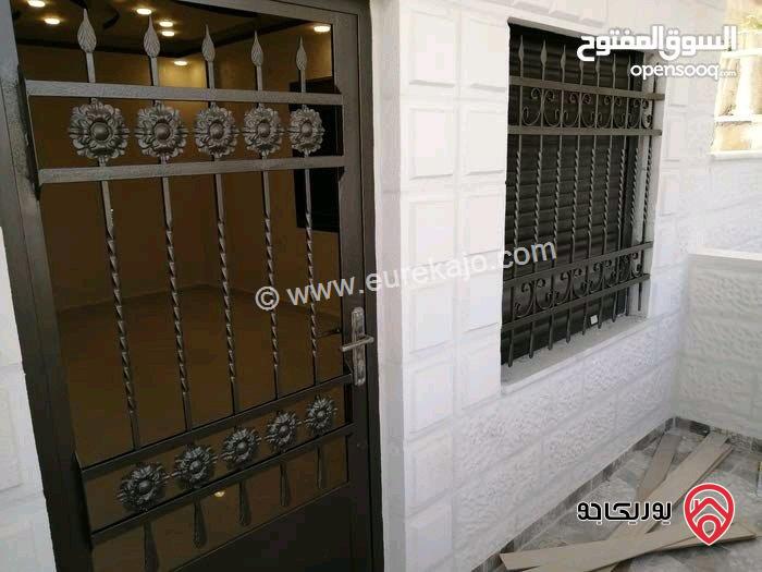 شقة ارضية طابقية مساحة 148م للبيع في الزرقاء - المدينة المنورة