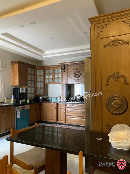 شقة طابق شبه ارضي مساحة 171 م للبيع في عمان - ضاحية الرشيد 