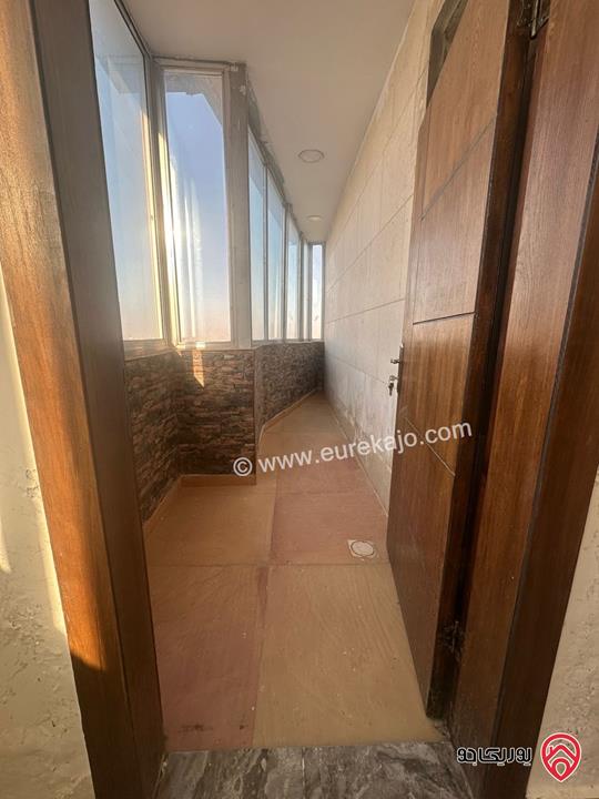 روف مساحة 85م للايجار في عمان - الجبيهة 