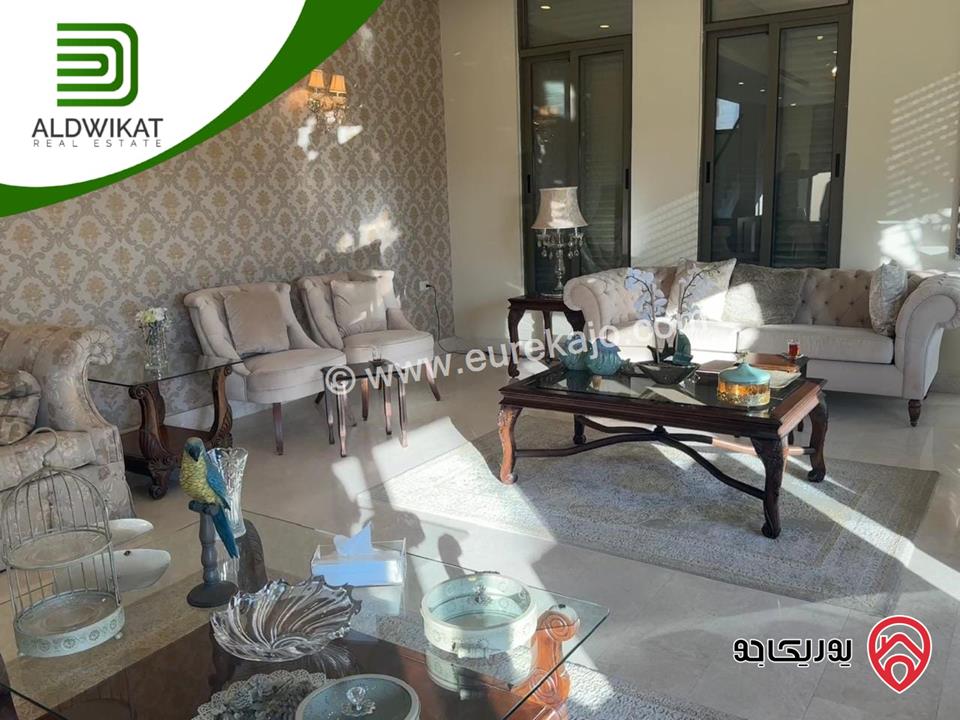 فيلا مستقلة للبيع في عمان - ناعور / شارع السلام مساحة الارض 756م ومساحة البناء 500م ومساحة الحديقة 300م ومساحة الترس 200م