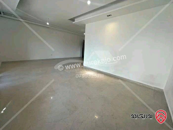 شقة فارغة مساحة 200م طابق اول للايجار جديدة لم تسكن في عمان - خلدا 