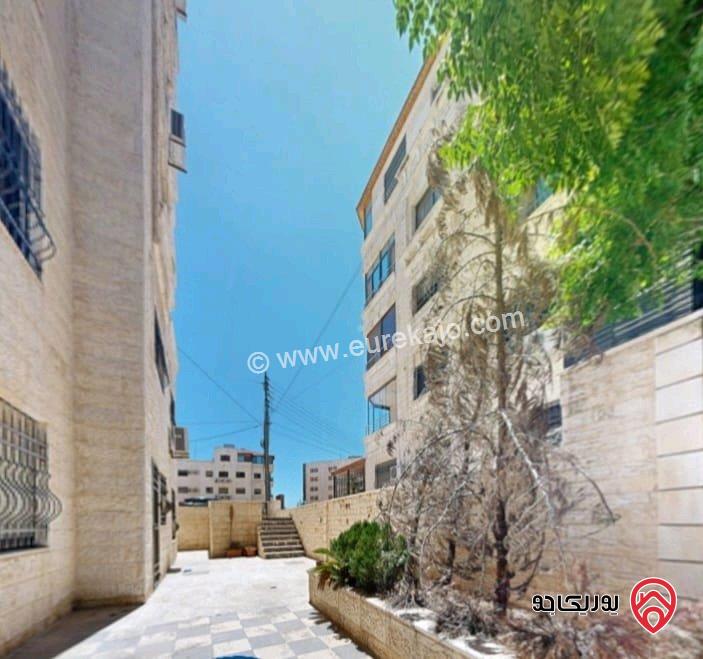 شقة شبه ارضية مساحة 234م داخلي و 120م خارجي للبيع في عمان - تلاع العلي 