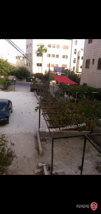 أرض مساحتها 920 متر وتصلح لبناء إسكان ثمانية شقق بمساحة 200م لكل شقة أو 16 شقة للبيع في عمان - المدينة الرياضية