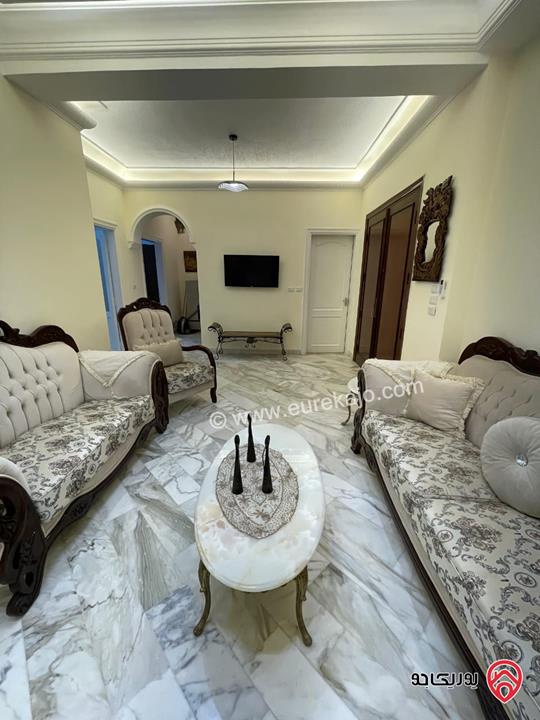 شقة مفروشة طابق ارضي مساحة 100م داخلي و 40م خارجي للايجار في عمان - الجندويل