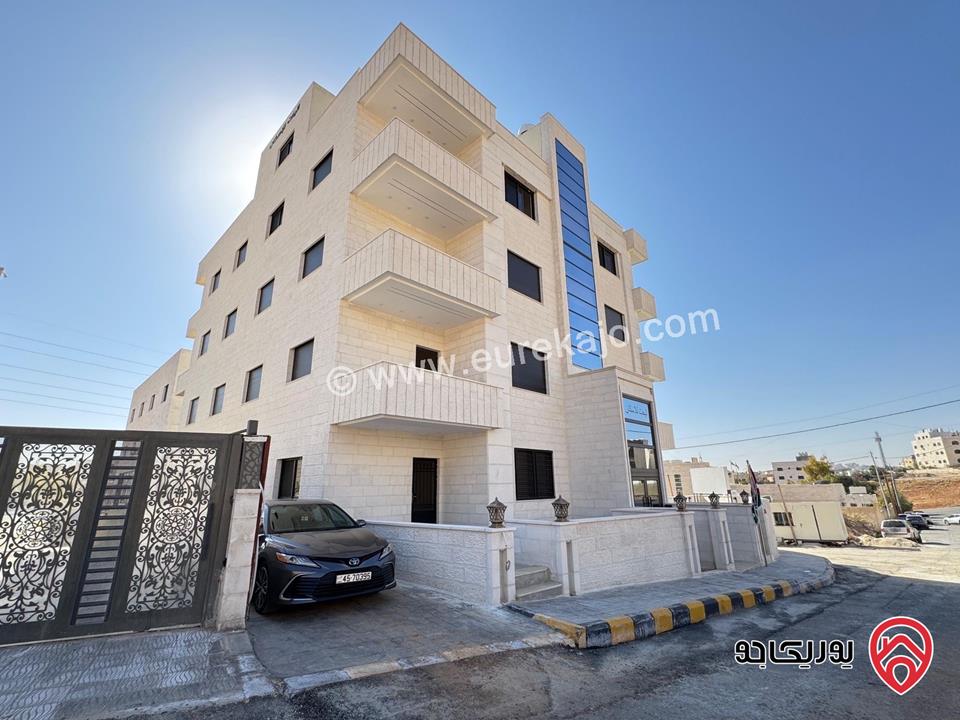 اخر شقتين طابق أرضي مساحة 160م وطابق ثالث دوبلكس مساحة 212م للبيع في عمان - البنيات