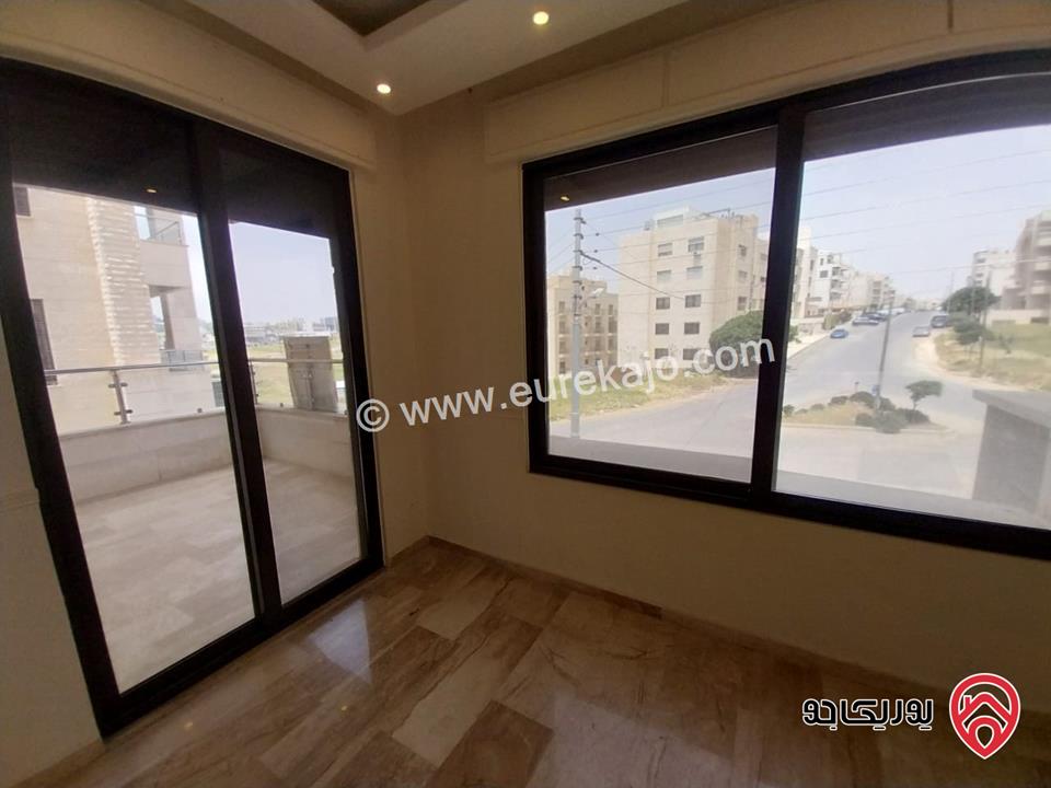 شقة مساحة 135م طابق أول للبيع في عمان - دير غبار حي السهل 
