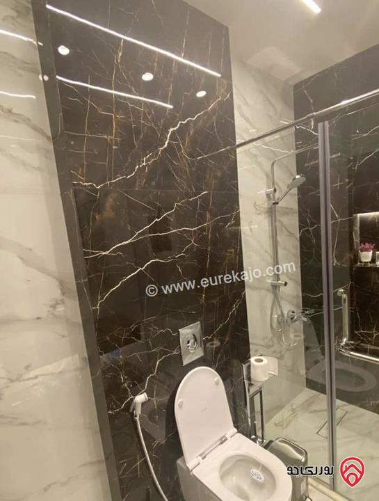 شقة مميزة للبيع في عمان - أم السماق خلف مكة مول طابق اول 126م بسعر مغري