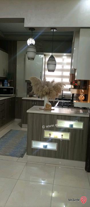 شقة طابق رابع مساحة 100م للبيع في عمان - المستندة أبو علندا