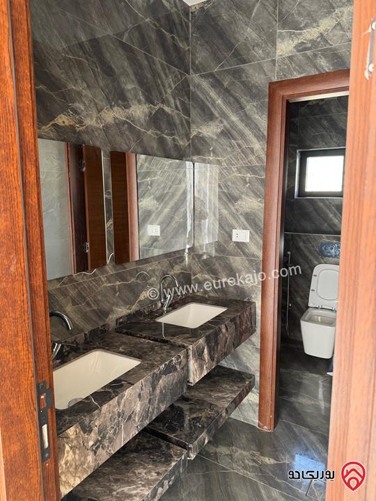 مزرعة مساحة الأرض 4 دونم والبناء 350م للبيع في المفرق - منطقة عين المعمرية شرق جرش